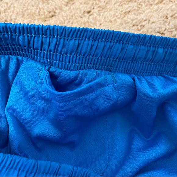 Nike Dri-Fit Tempo Shorts Blue and Red - Picture 5 of 7